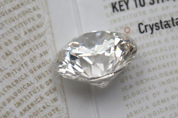 老钻石回收价格一般几折 碎钻可以回收吗