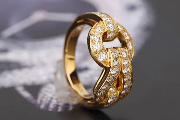 珠宝柜台回收钻石戒指吗 回收价格与哪些因素有关