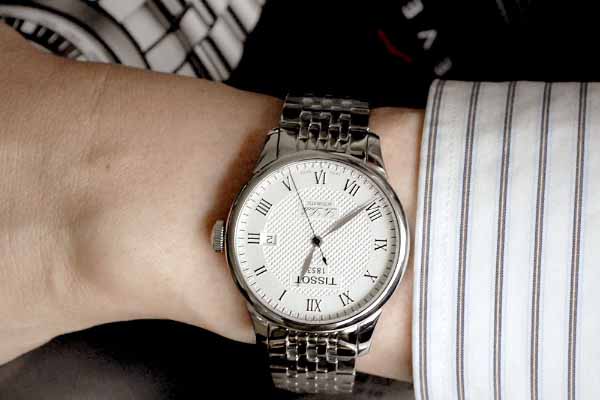 天梭二手手表是否值得送去回收
