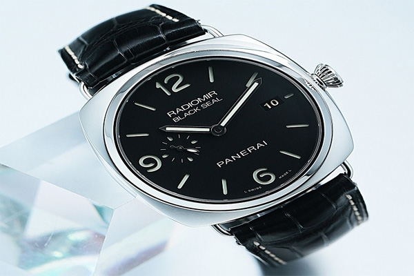 回收沛纳海二手手表的商家们怎么定价