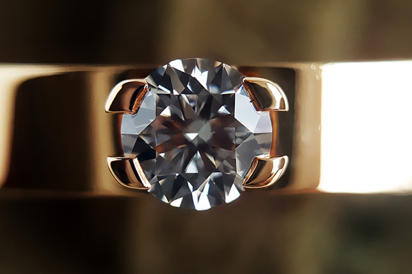如何才能提高十八k钻石戒指的回收报价