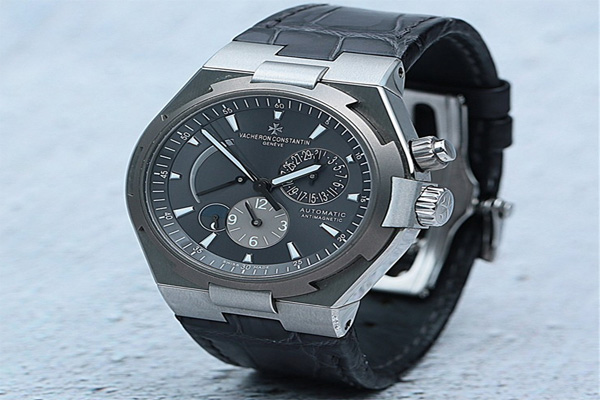 江诗丹顿4500v系列的手表回收价格有多高