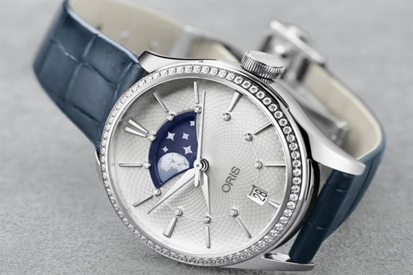 中端品牌的豪利时手表回收多少钱