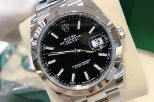 售价好几万块钱的正规手表回收多少钱