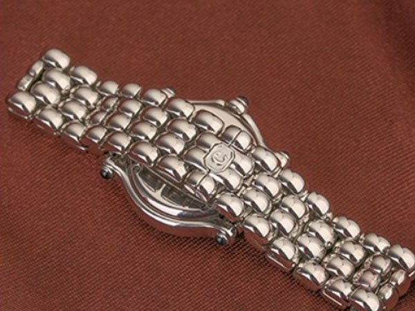 萧邦HAPPY DIAMONDS系列278250-3006腕表表链展示