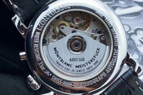 万宝龙明星系列08452自动机械手表背面