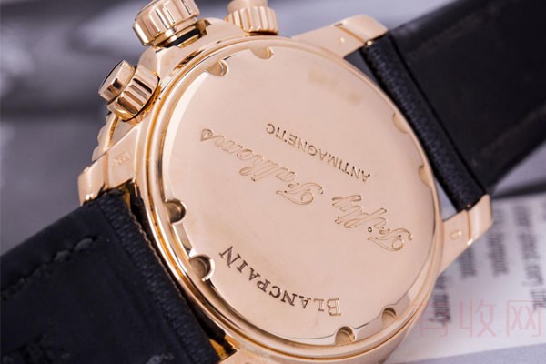 宝珀 五十噚系列5085F-3630-52A手表背面图