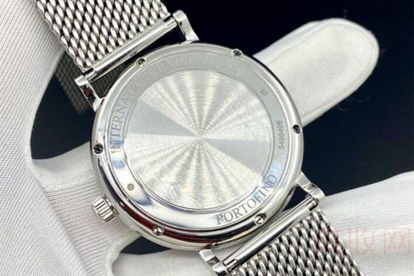 万国柏涛菲诺系列IW356505手表背面图