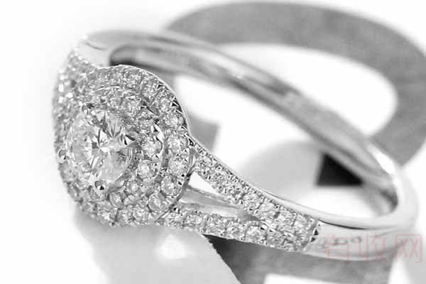 TR珠宝白18K金钻石戒指女细节图