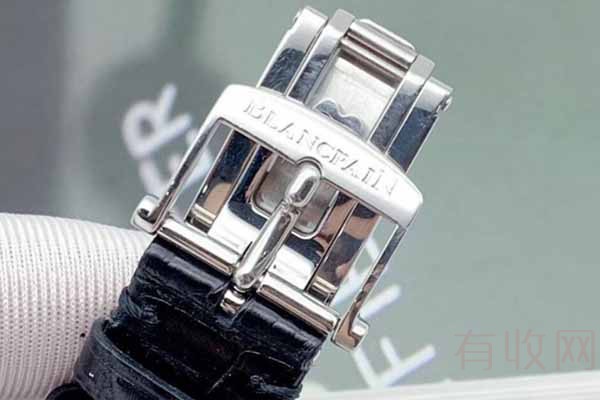 宝珀经典系列6223-1127-55B腕表针扣