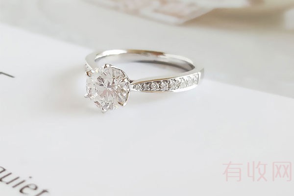 前几年在中国黄金买的钻石戒指可以回收吗