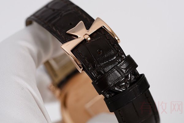 回收江诗丹顿老款手表的价格与新款比如何