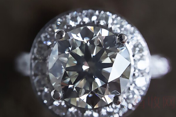 40万的钻石回收能卖多少钱