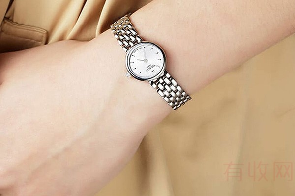 回收四千多的天梭手表能卖多少钱