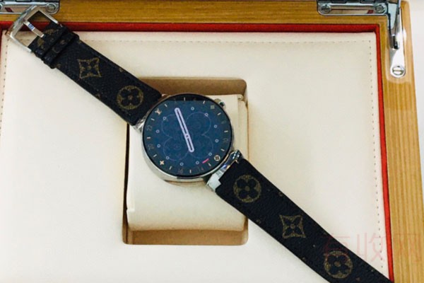 LV智能手表二代回收能卖多少钱