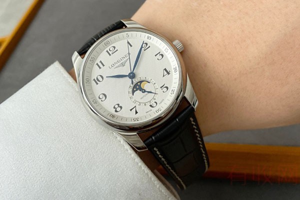 浪琴品牌官方专卖店回收手表吗