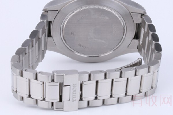 影响帝舵12710二手手表回收价位的因素是什么