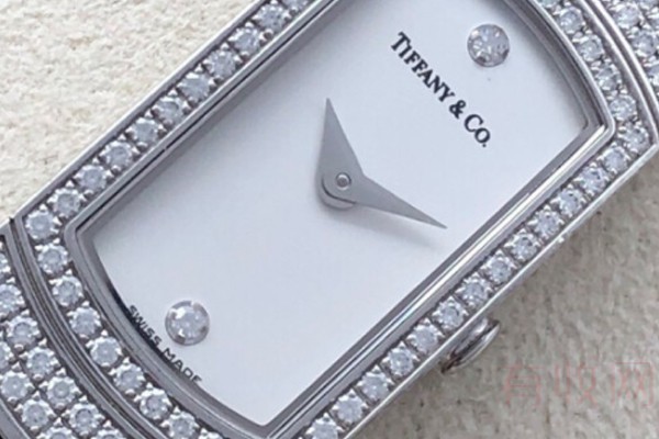 蒂芙尼18k的白金手表回收价格高不高