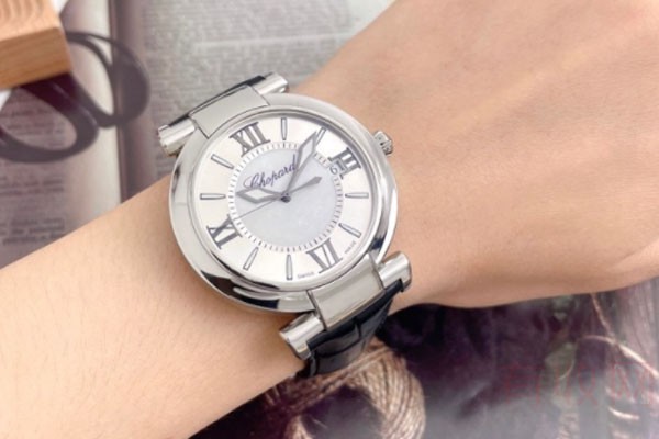 最近新发布成色极佳的二手手表回收吗